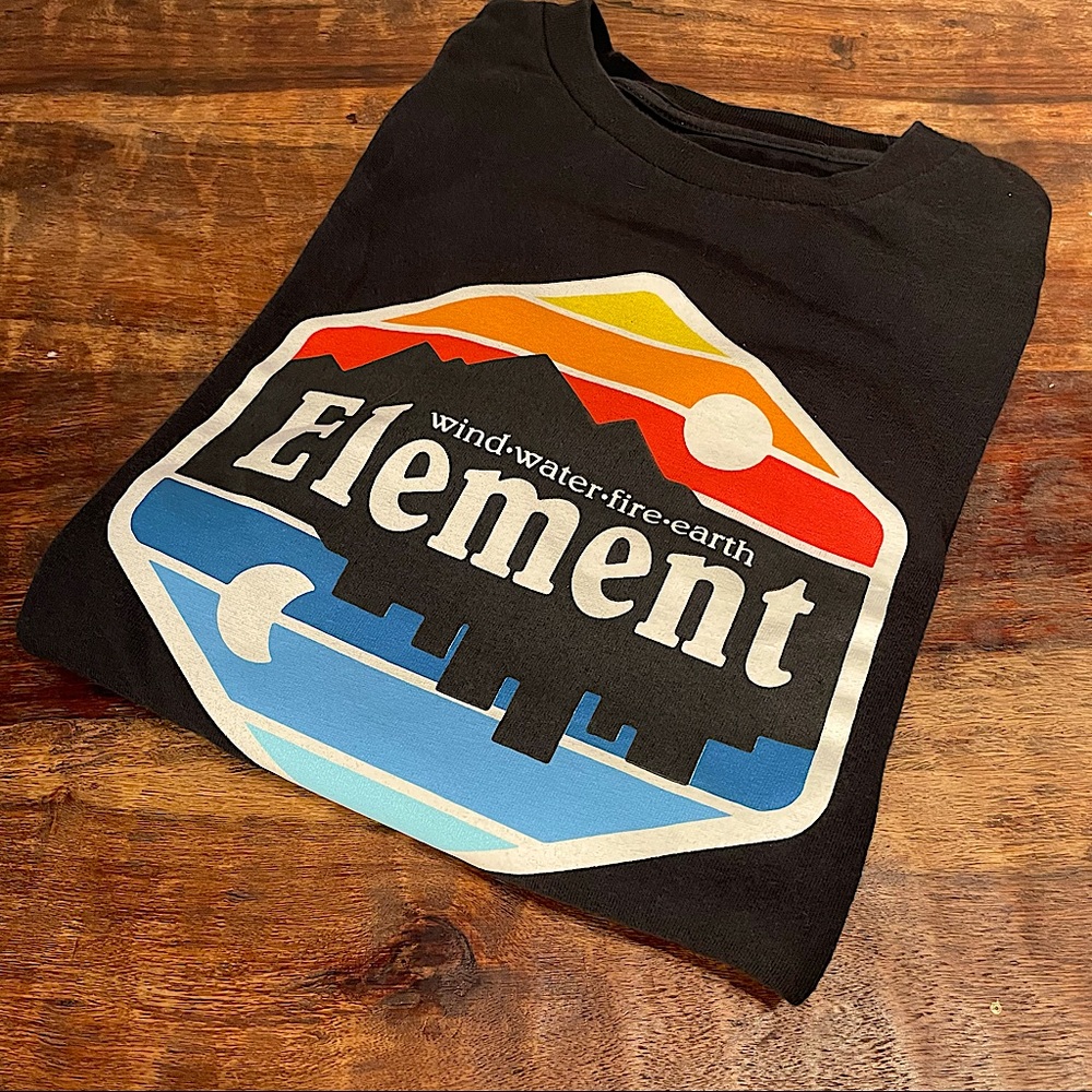 Element Mountain Sunset T shirt Men’s small